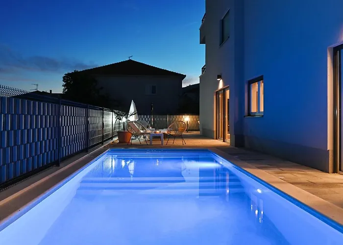 Luxury Maravic With Private Pool Traù