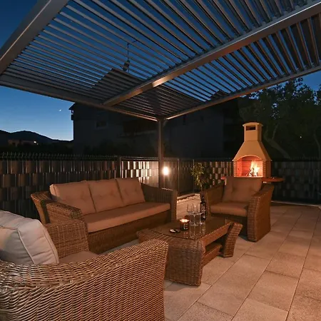 Apartment Luxury Maravic With Private Pool